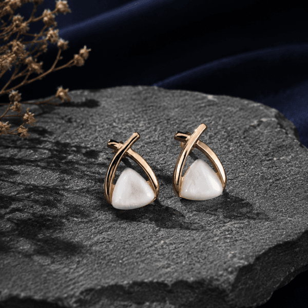 Criss-Cross Daily Wear Studs